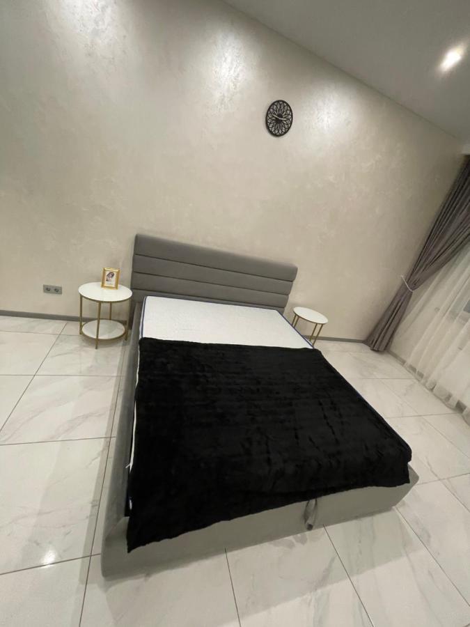 Apartment In Arсadia 2 Bedrooms Odessa Exterior foto
